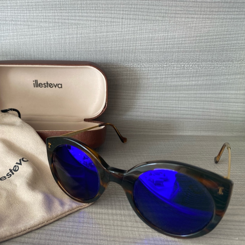 Illesteva Tortoiseshell Frame Sunglasses with Blue Mirrored Lenses